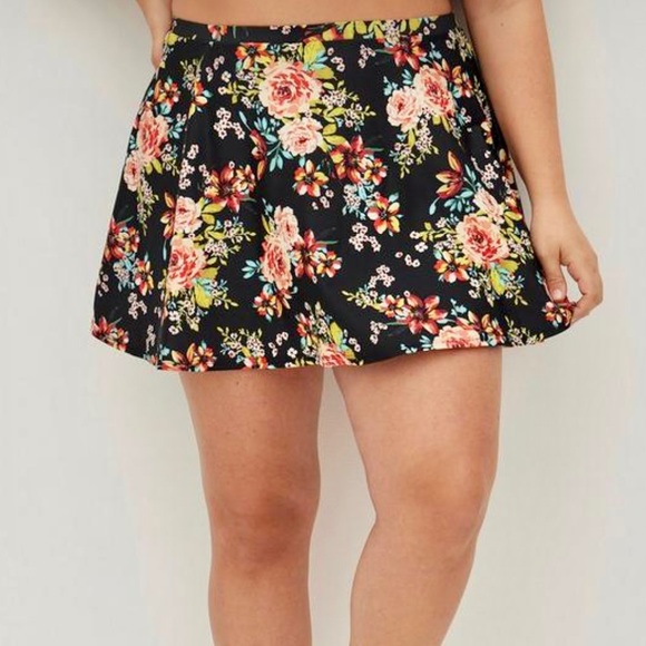 NWT Torrid High Rise Floral Swim Skirt - Picture 7 of 7